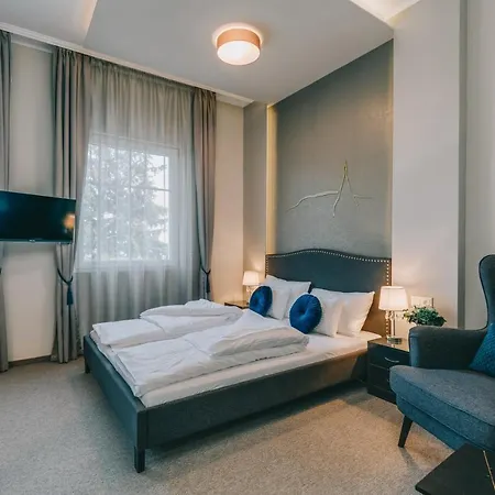 Villa17 Bed & Breakfast 4*