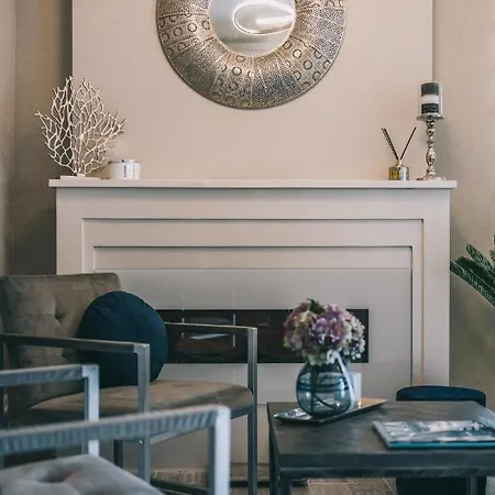 Villa17 باداتشونيتوماي