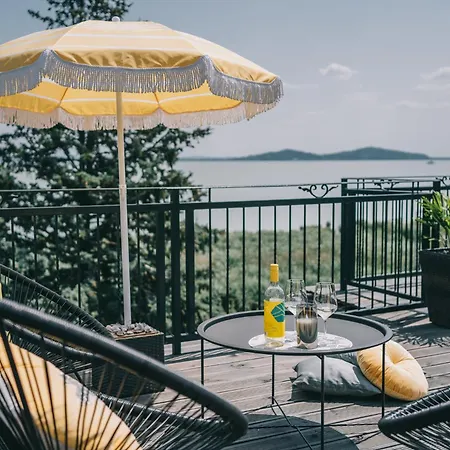 Villa17 Bed and breakfast